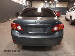 2010 Toyota Corolla z VIN 1NXBU4EE1AZ377922, wystawiony jako IAAI lot #41892589 z przebiegiem 103 178 mil mil oraz . Historia ofert i sprzedaży dostępna na DreamBid. Obrazek 16.