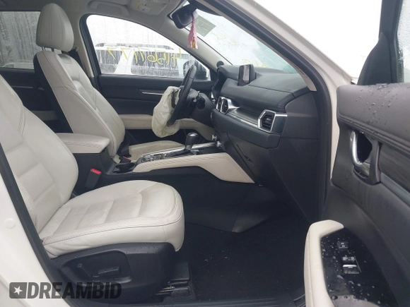 2020 Mazda CX-5 Grand Touring with VIN JM3KFBDMXL0785865, listed as a IAAI auction lot 41567177 with 64,519 mi miles. Bid and sale history available at carsss.com. Image 5.