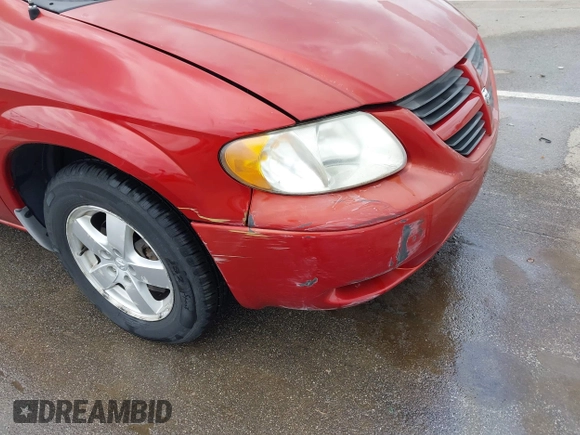 2006 Dodge Caravan SXT with VIN 1D4GP45R36B533131, listed as a IAAI auction lot 42097147 with 52,193 mi miles and . Bid and sale history available at DreamBid. Image 17.
