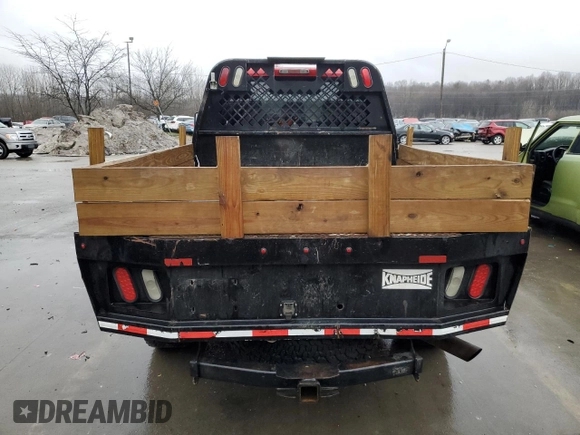 2015 Ford Super Duty F-250 SRW XL with VIN 1FD7W2B62FED31258, listed as a Copart auction lot 43535215 with 152,048 mi miles and Salvage Title. Bid and sale history available at carsss.com. Image 6.