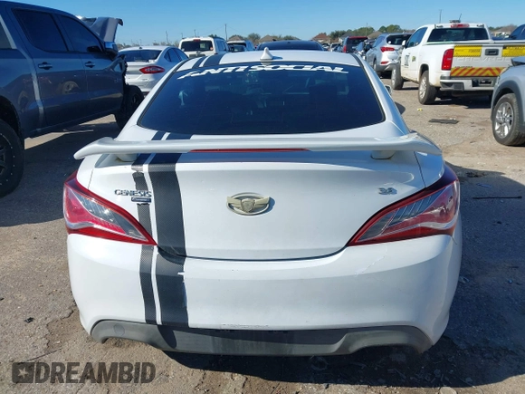 2015 Hyundai Genesis Coupe 3.8L Base с VIN KMHHT6KJ7FU129370, выставлен на аукционе IAAI как лот 41257177 с пробегом Не указан миль и . История ставок и продаж доступна на DreamBid. Изображение 16.