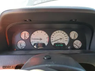 1999 Jeep Grand Cherokee Laredo with VIN 1J4GW58N9XC633464, listed as a Copart auction lot 84682454 with 212,738 mi miles and Salvage Title. Bid and sale history available at carsss.com. Image 9.