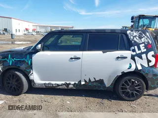 2015 Scion xB with VIN JTLZE4FE7FJ076258, listed as a IAAI auction lot 41317751 with 161,268 mi miles. Bid and sale history available at carsss.com. Image 14.