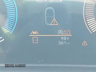 2025 Hyundai Santa Fe SEL z VIN 5NMP24GL6SH104866, wystawiony jako IAAI lot #42186408 z przebiegiem 361 mil mil oraz . Historia ofert i sprzedaży dostępna na DreamBid. Obrazek 16.