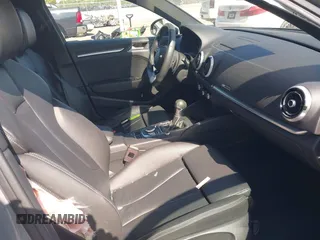 2020 Audi A3 Premium z VIN WAUAUGFFXLA002962, wystawiony jako IAAI lot #42138035 z przebiegiem 22 456 mil mil oraz . Historia ofert i sprzedaży dostępna na DreamBid. Obrazek 5.
