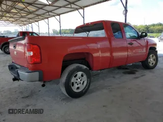 2007 Chevrolet Silverado 1500 LT w/2LT with VIN 2GCEC190571733455, listed as a Copart auction lot 66786694 with 96,042 mi miles and Salvage Title. Bid and sale history available at carsss.com. Image 3.