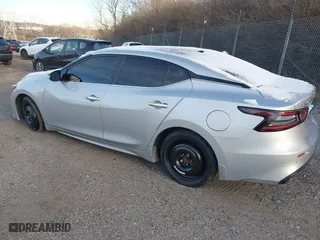 2020 Nissan Maxima SL with VIN 1N4AA6DV9LC384220, listed as a IAAI auction lot 41162165 with 61,591 mi miles. Bid and sale history available at carsss.com. Image 3.
