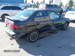 1998 Nissan Sentra XE z VIN 1N4AB41D8WC757796, wystawiony jako IAAI lot #41209171 z przebiegiem 160 108 mil mil oraz . Historia ofert i sprzedaży dostępna na DreamBid. Obrazek 4.