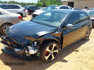2016 Volkswagen GTI Autobahn z VIN 3VW547AU6GM064083, wystawiony jako IAAI lot #42340832 z przebiegiem 122 468 mil mil oraz . Historia ofert i sprzedaży dostępna na DreamBid. Obrazek 2.