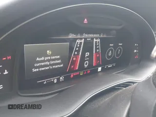 2021 Audi RS Q8 z VIN WU1ARBF12MD011914, wystawiony jako IAAI lot #41696065 z przebiegiem 142 071 mil mil oraz . Historia ofert i sprzedaży dostępna na DreamBid. Obrazek 7.