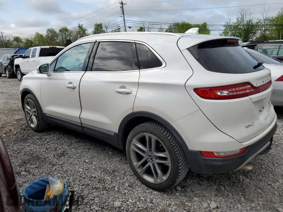 2018 Lincoln MKC Reserve with VIN 5LMCJ3D9XJUL04332, listed as a Copart auction lot 53707275 with 117,734 mi miles and Salvage title. Bid and sale history available at DreamBid. Image 2.