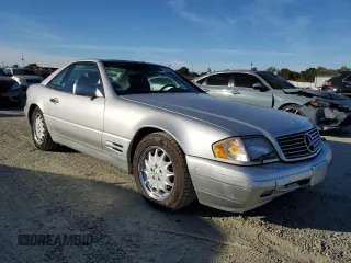 1996 Mercedes-Benz SL-Class with VIN WDBFA67F7TF129745, listed as a Copart auction lot 77851354 with 83,118 mi miles and Clean Title. Bid and sale history available at carsss.com. Image 4.