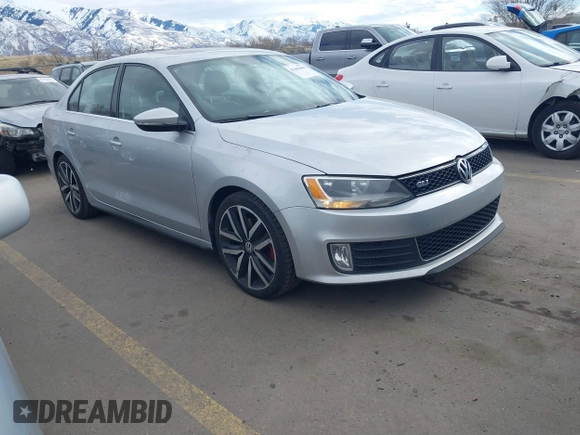 2014 Volkswagen Jetta GLI Edition 30 с VIN 3VW4S7AJ2EM214517, выставлен на аукционе IAAI как лот 41662860 с пробегом 185 783 миль миль и . История ставок и продаж доступна на DreamBid. Изображение 1.