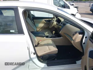 2015 Nissan Altima S with VIN 1N4AL3APXFC265370, listed as a IAAI auction lot 41523438 with 114,372 mi miles and . Bid and sale history available at DreamBid. Image 5.