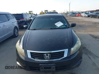 2010 Honda Accord EX-L z VIN 1HGCP2F88AA135077, wystawiony jako IAAI lot #42245100 z przebiegiem 149 394 mil mil oraz . Historia ofert i sprzedaży dostępna na DreamBid. Obrazek 12.