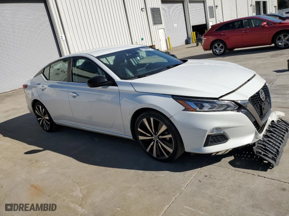 2022 Nissan Altima 2.5 SR with VIN 1N4BL4CV8NN303347, listed as a Copart auction lot 41509015 with NaN miles and Salvage Title. Bid and sale history available at carsss.com. Image 4.