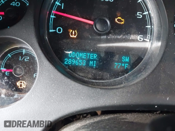 2010 Chevrolet Tahoe LS with VIN 1GNMCAE36AR213931, listed as a IAAI auction lot 42204997 with 289,653 mi miles and . Bid and sale history available at DreamBid. Image 15.