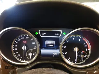 2015 Mercedes-Benz M 350 z VIN 4JGDA5HB4FA505281, wystawiony jako IAAI lot #42140875 z przebiegiem 117 948 mil mil oraz . Historia ofert i sprzedaży dostępna na DreamBid. Obrazek 7.