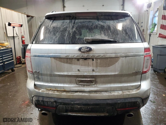 2014 Ford Explorer XLT with VIN 1FM5K8D85EGA66813, listed as a Copart auction lot 42900615 with 129,286 mi miles and Salvage Title. Bid and sale history available at carsss.com. Image 6.
