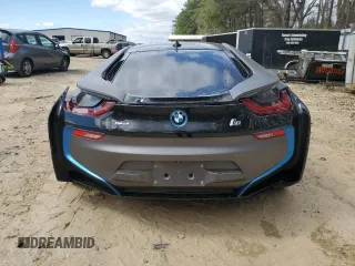 2015 BMW i8 z VIN WBY2Z2C52FV391003, wystawiony jako Copart lot #49772875 z przebiegiem Nie podano mil oraz Szkoda całkowita • Salvage title. Historia ofert i sprzedaży dostępna na DreamBid. Obrazek 6.