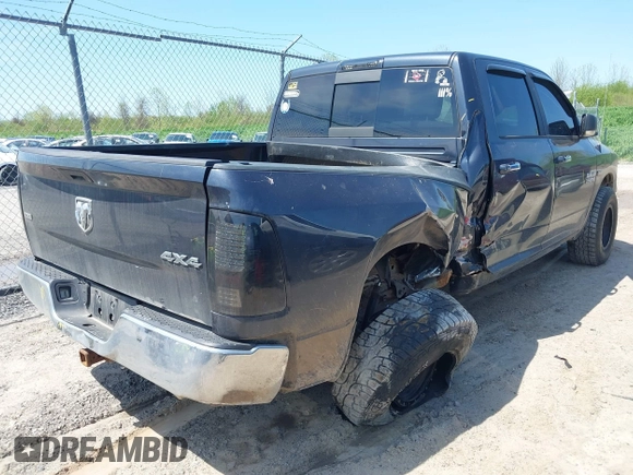 2017 Ram 1500 Big Horn z VIN 1C6RR7LT2HS677912, wystawiony jako IAAI lot #42198020 z przebiegiem 136 215 mil mil oraz . Historia ofert i sprzedaży dostępna na DreamBid. Obrazek 6.