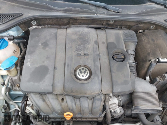 2013 Volkswagen Passat SE w/Sunroof with VIN 1VWBH7A3XDC083442, listed as a IAAI auction lot 41529678 with 138,825 mi miles. Bid and sale history available at carsss.com. Image 10.