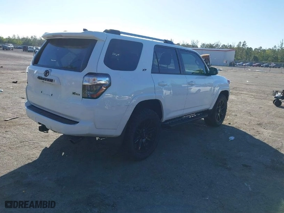 2024 Toyota 4Runner SR5 Premium with VIN JTENU5JR9R6264747, listed as a IAAI auction lot 41310312 with 2,300 mi miles. Bid and sale history available at carsss.com. Image 4.