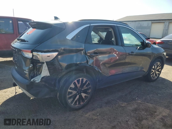 2020 Ford Escape SEL z VIN 1FMCU9H98LUA39419, wystawiony jako Copart lot #51360235 z przebiegiem 99 012 mil mil oraz Czysty tytuł • Clean title. Historia ofert i sprzedaży dostępna na DreamBid. Obrazek 3.
