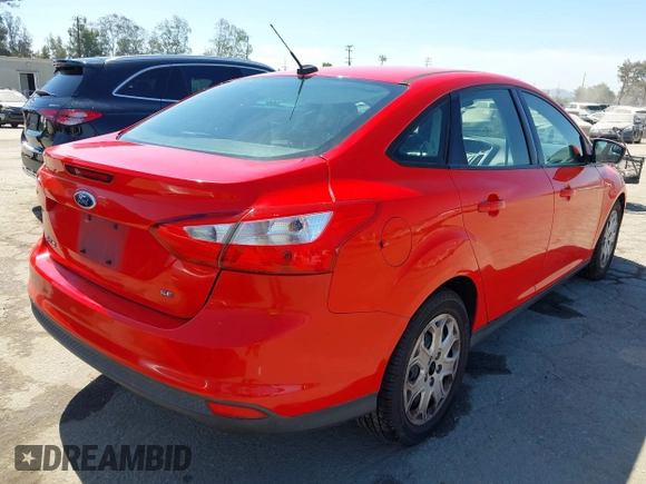 2012 Ford Focus SE z VIN 1FAHP3F21CL177044, wystawiony jako IAAI lot #42702897 z przebiegiem 189 898 mil mil oraz . Historia ofert i sprzedaży dostępna na DreamBid. Obrazek 4.