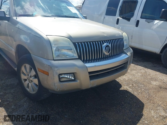 2006 Mercury Mountaineer with VIN 4M2EU37E26UJ24859, listed as a IAAI auction lot 41724224 with 284,499 mi miles. Bid and sale history available at carsss.com. Image 6.
