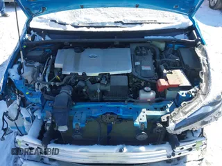 2021 Toyota Prius L Eco with VIN JTDKAMFU9M3135117, listed as a IAAI auction lot 41579736 with 35,795 mi miles and . Bid and sale history available at DreamBid. Image 10.