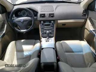 2014 Volvo XC90 with VIN YV4952CZ5E1699221, listed as a Copart auction lot 56761065 with 208,012 mi miles and Clean title. Bid and sale history available at DreamBid. Image 8.