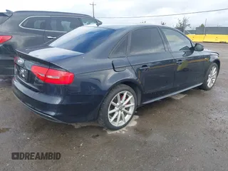 2014 Audi A4 Premium Plus z VIN WAUEFAFL9EN013252, wystawiony jako IAAI lot #42247060 z przebiegiem 160 809 mil mil oraz . Historia ofert i sprzedaży dostępna na DreamBid. Obrazek 4.