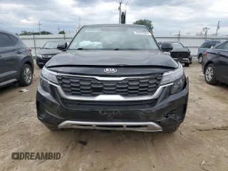2021 Kia Seltos LX with VIN KNDEPCAA9M7142564, listed as a Copart auction lot 58945954 with 142,601 mi miles and Salvage Title. Bid and sale history available at carsss.com. Image 5.