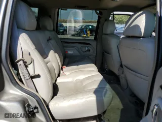 2000 Cadillac Escalade with VIN 1GYEK63R8YR228214, listed as a Copart auction lot 73567434 with 235,399 mi miles and Salvage Title. Bid and sale history available at carsss.com. Image 11.