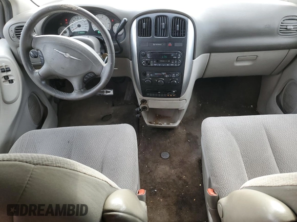 2005 Chrysler Town & Country Touring z VIN 2C4GP54L45R145521, wystawiony jako Copart lot #50183375 z przebiegiem 218 068 mil mil oraz Szkoda całkowita • Salvage title. Historia ofert i sprzedaży dostępna na DreamBid. Obrazek 8.
