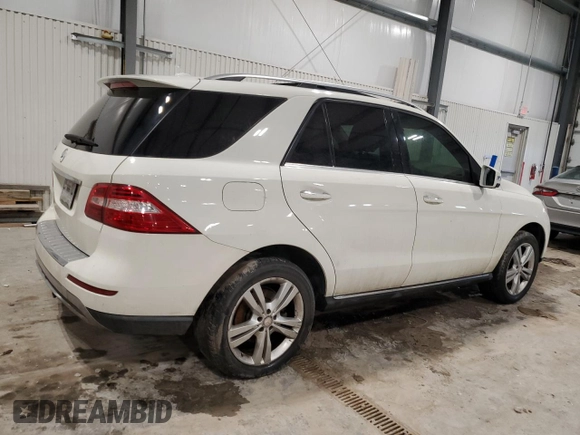 2013 Mercedes-Benz M 350 with VIN 4JGDA5JB1DA188888, listed as a Copart auction lot 48351025 with 210,478 mi miles and Salvage Title. Bid and sale history available at DreamBid. Image 3.