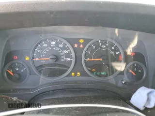 2007 Jeep Patriot Sport with VIN 1J8FT28W07D398750, listed as a Copart auction lot 44977885 with 212,185 mi miles and Non Repairable. Bid and sale history available at DreamBid. Image 9.