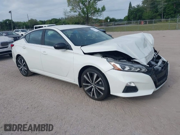 2020 Nissan Altima 2.5 SR with VIN 1N4BL4CVXLC125367, listed as a IAAI auction lot 39171677 with 65,248 mi miles. Bid and sale history available at carsss.com. Image 1.