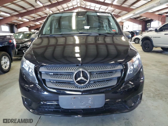 2018 Mercedes-Benz Metris Passenger Van with VIN WD4PG2EE3J3352165, listed as a Copart auction lot 70827553 with 132,947 mi miles. Bid and sale history available at carsss.com. Image 5.