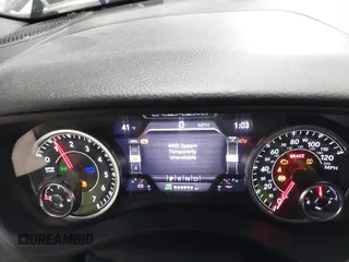2021 Ram 1500 Big Horn z VIN 1C6SRFBT8MN696504, wystawiony jako IAAI lot #41669093 z przebiegiem 63 356 mil mil oraz . Historia ofert i sprzedaży dostępna na DreamBid. Obrazek 7.