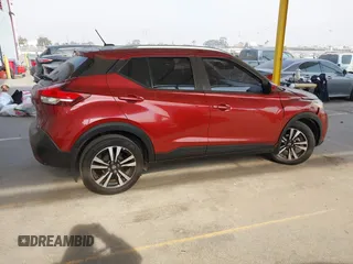 2019 Nissan Kicks SV with VIN 3N1CP5CUXKL534314, listed as a IAAI auction lot 41246864 with 138,836 mi miles. Bid and sale history available at carsss.com. Image 4.