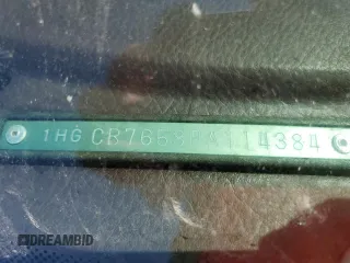 1993 Honda Accord z VIN 1HGCB7658PA114384, wystawiony jako Copart lot #54768665 z przebiegiem 249 877 mil mil oraz Szkoda całkowita • Salvage title. Historia ofert i sprzedaży dostępna na DreamBid. Obrazek 12.