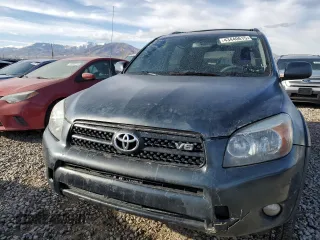 2008 Toyota RAV4 Sport with VIN JTMZK32V386012504, listed as a Copart auction lot 43440615 with 251,750 mi miles and Clean title. Bid and sale history available at DreamBid. Image 5.