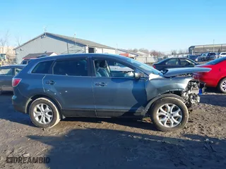 2011 Mazda CX-9 Touring with VIN JM3TB3CA4B0331686, listed as a IAAI auction lot 41753309 with 185,970 mi miles. Bid and sale history available at carsss.com. Image 14.