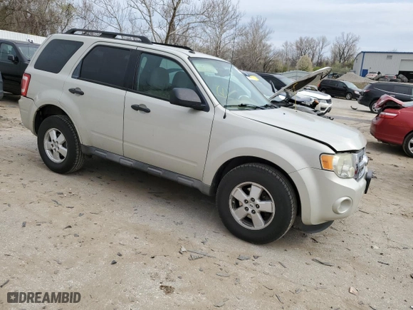2009 Ford Escape XLT with VIN 1FMCU93G39KC49775, listed as a Copart auction lot 48070834 with 123,888 mi miles and Salvage Title. Bid and sale history available at carsss.com. Image 4.