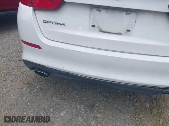 2015 Kia Optima LX with VIN KNAGM4A71F5589591, listed as a IAAI auction lot 42638648 with 154,913 mi miles and . Bid and sale history available at DreamBid. Image 16.