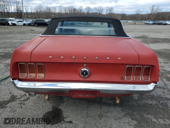 1969 Ford Mustang с VIN 9T03F120746, выставлен на аукционе Copart как лот 51998695 с пробегом 91 574 миль миль и Списание • Salvage title. История ставок и продаж доступна на DreamBid. Изображение 6.