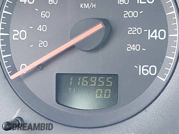 2000 Volvo S80 with VIN YV1TS90D4Y1126795, listed as a IAAI auction lot 41702262 with 116,955 mi miles. Bid and sale history available at carsss.com. Image 7.