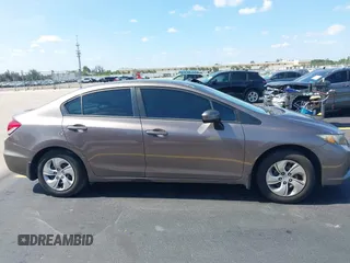 2014 Honda Civic LX z VIN 19XFB2F51EE013227, wystawiony jako IAAI lot #42223609 z przebiegiem 105 181 mil mil oraz . Historia ofert i sprzedaży dostępna na DreamBid. Obrazek 13.